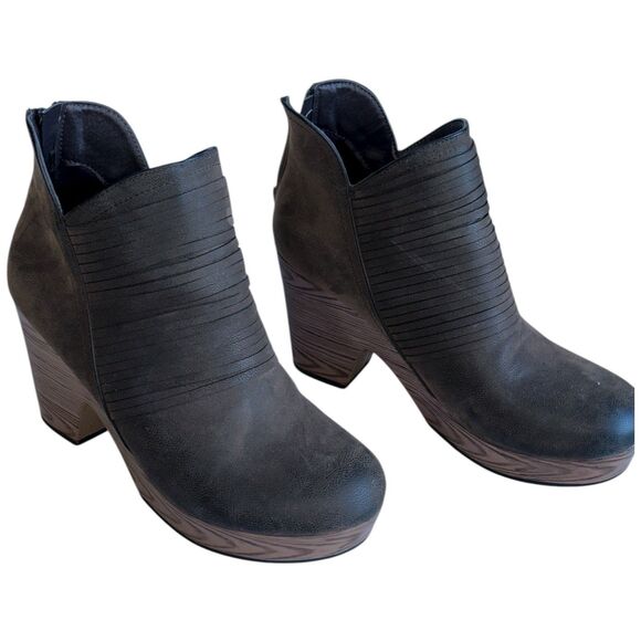 Pierre Dumas Suede Wedge Ankle Boots Women’s 8 Zip Platform Booties Taupe - Picture 11 of 15